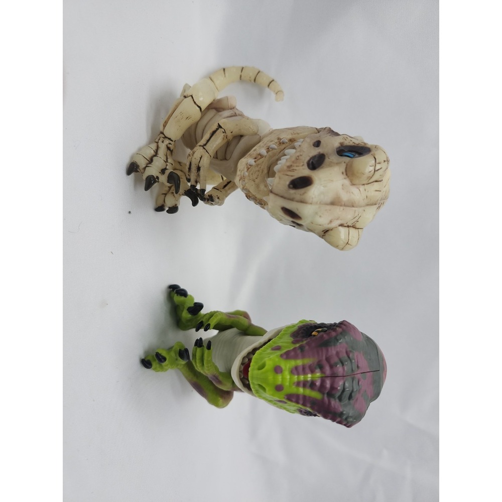 Fingerlings Lot Untamed Raptor Stealth Bonehead 2017 Interactive Dinosaur - Picture 1 of 3